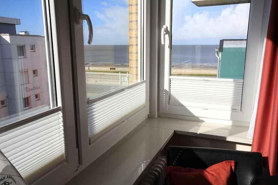 Apartment Kleine-ferienwohnung-6-strandnah-und-mit-meerblick-im-haus-seeluft-duhnen